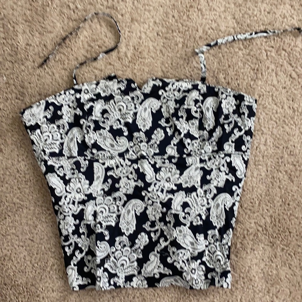 White House Black Market top